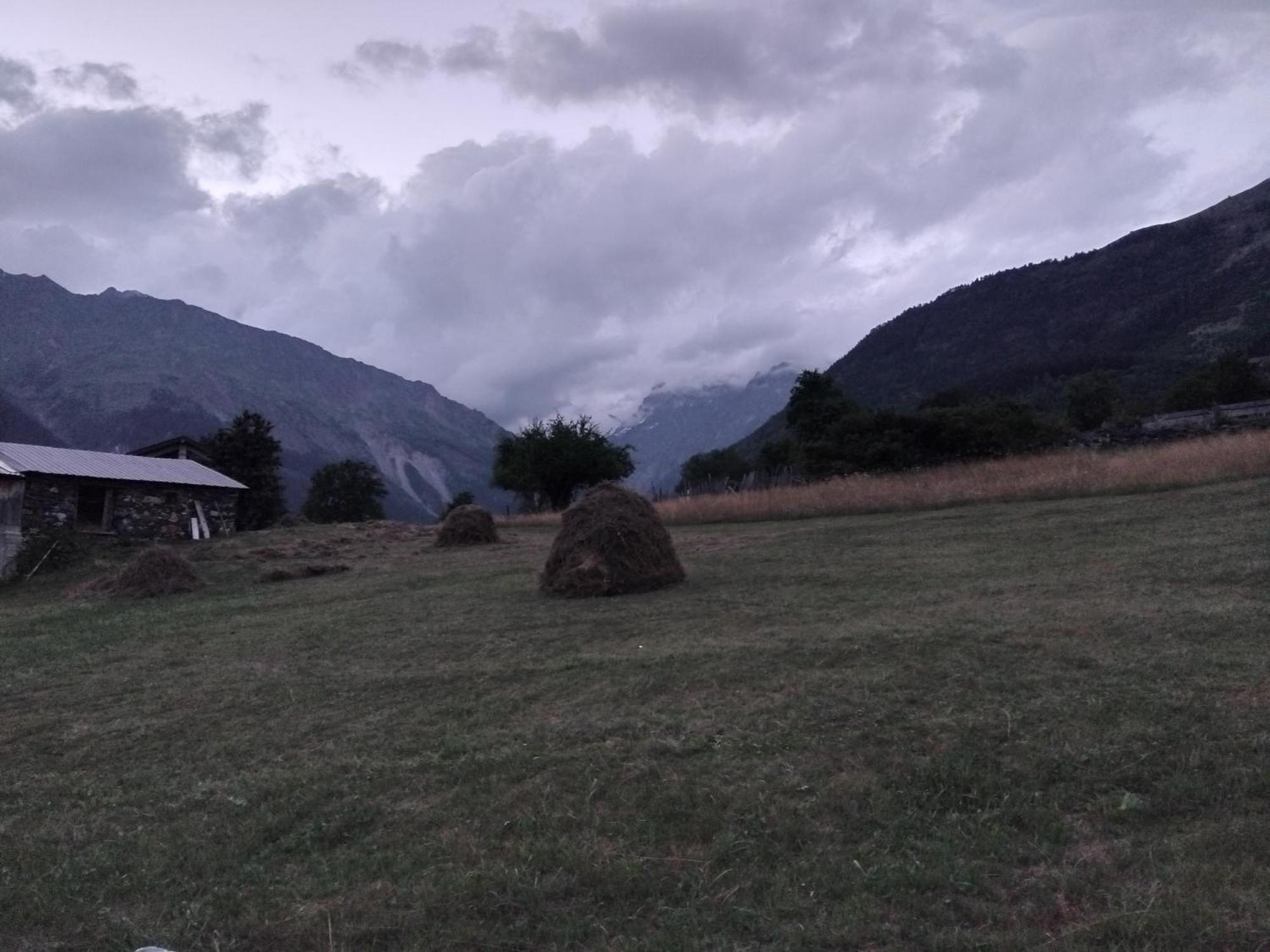 Tebdi Qor, Warm Home Mestia Exteriér fotografie